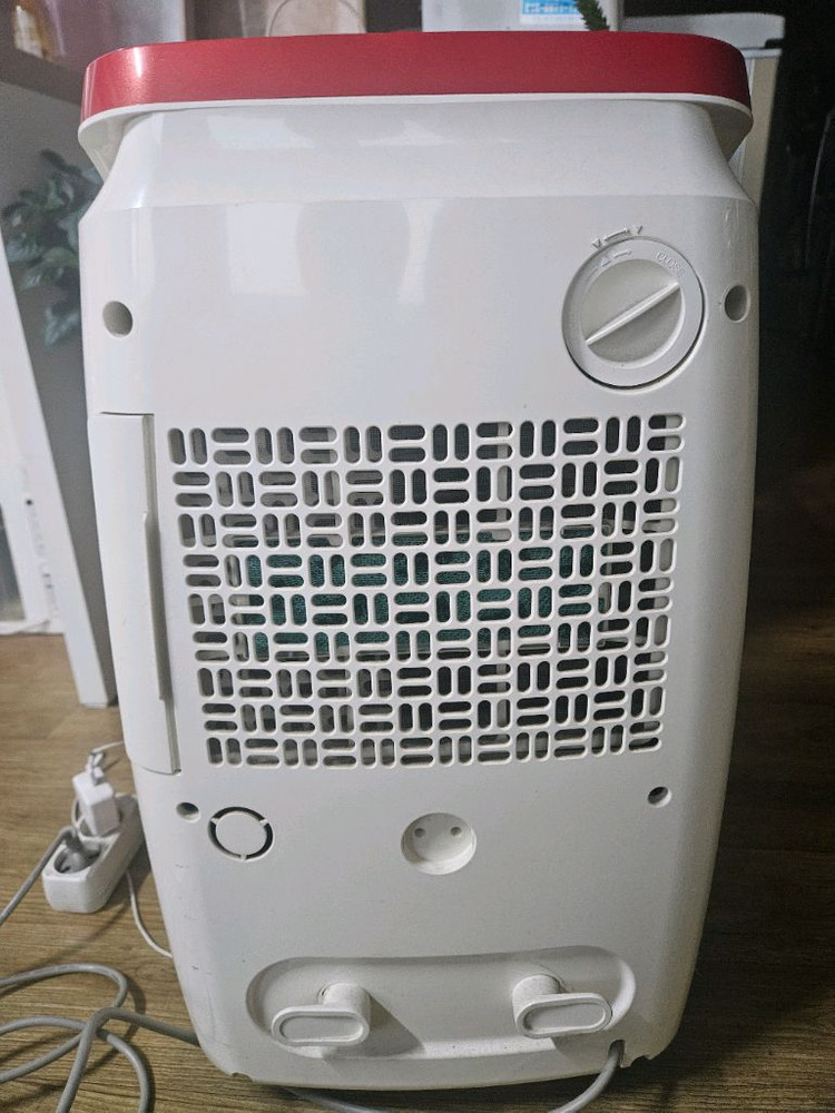 LG공기청정 제습기 13리터 1등급재품 결로방지예방 물잘빨립니다 빨래잘말립니다 1등급 재품 이미지