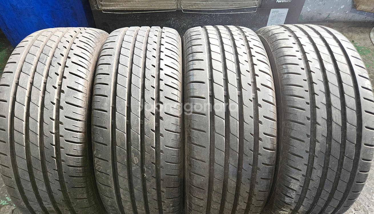 2255516 225 55 16 라싸 타이어 신품급 셋트 팝니다--0