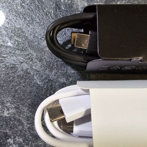 삼성 25W 초고속충전 지원하는 CtoC케이블