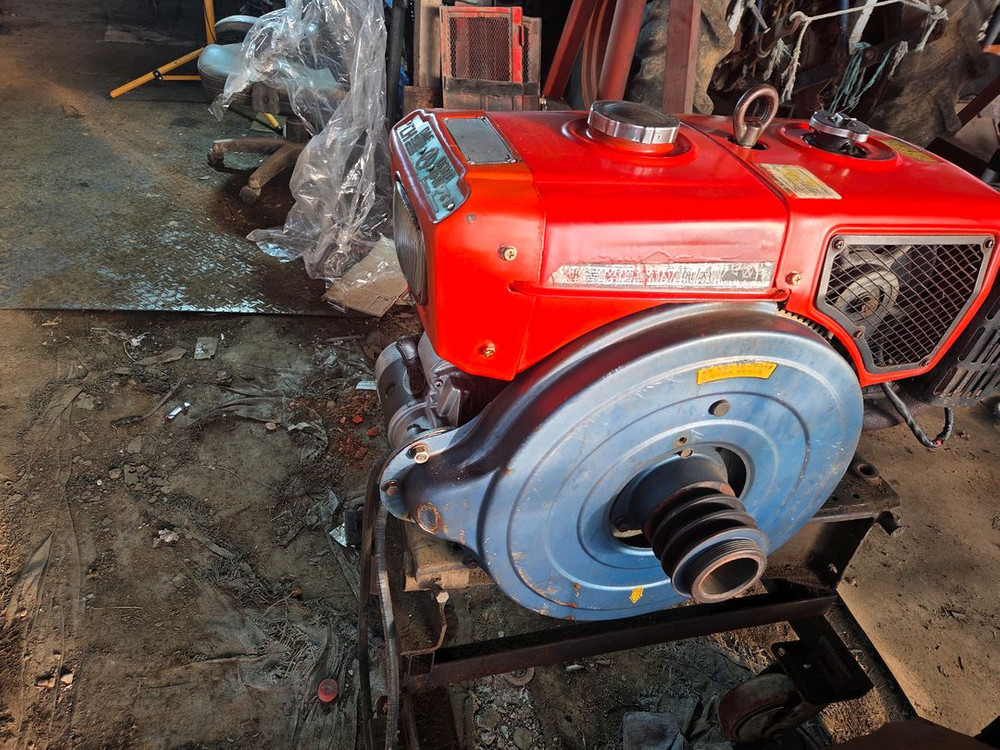 대동경운기 10마력 엔진 이미지