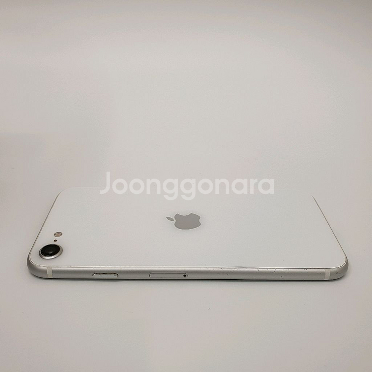 아이폰SE2 128GB 화이트 색상 판매합니다! (배터리100%)--5
