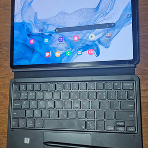 갤럭시탭S8 SM-X706 5g 128G 모델입니다.