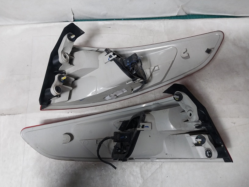 뉴SM3 L38 순정 테일램프 데루등 후미등 이미지