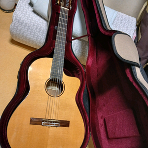 이성관 클래식기타60호(컷어웨이)