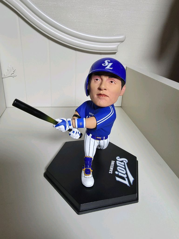 그레이포인트 삼성라이온즈 이승엽 한정판 피규어--2
