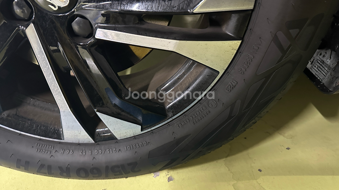 컨티넨탈 에코컨택트6Q 215 60 17 중고 타이어--1