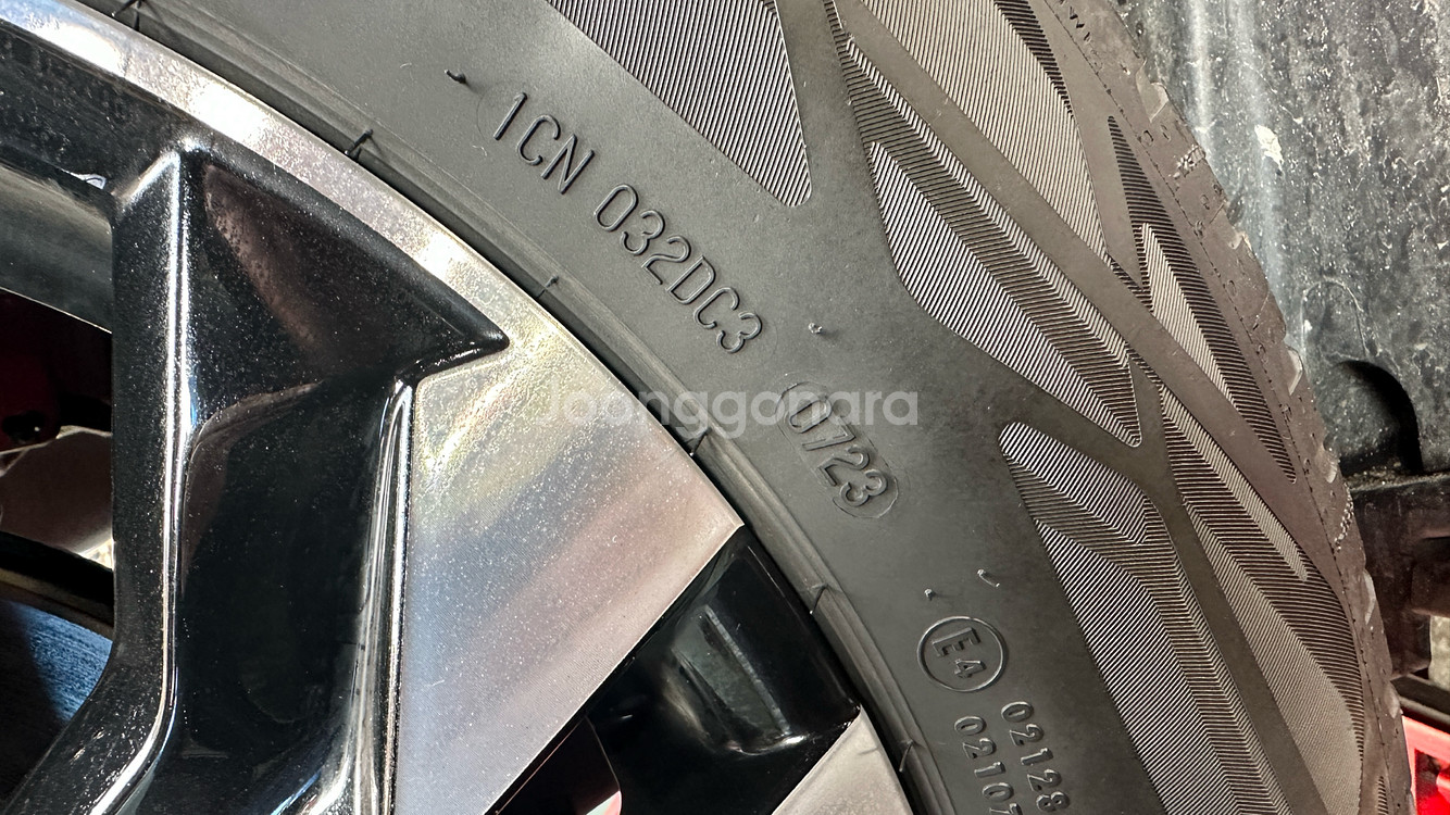 컨티넨탈 에코컨택트6Q 215 60 17 중고 타이어--5