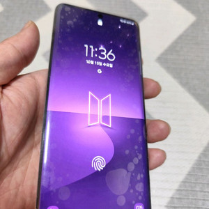 (개인) 디스플레이 배터리교체 갤럭시s20+5G 256g BTS폰