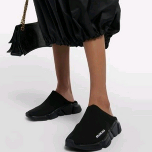 발렌시아가 스피드뮬 블랙 39사이즈