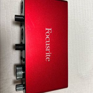 포커스라이트 스튜디오 2i2 오디오 인터페이스