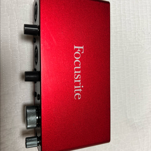 포커스라이트 스튜디오 2i2 오디오 인터페이스