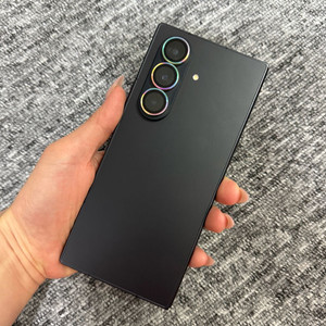 상태SS급 갤럭시Z폴드7 256기가 블랙 공기계 중고폰 알뜰폰 유심기변 최신폰 업무폰 게임폰 삼성폰