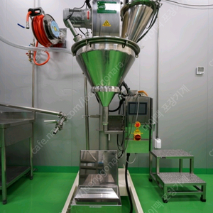 국산 분말충진기 오거충진기 분말계량기 라인 저장탱크 2대 진공이송기 3대 (세트)