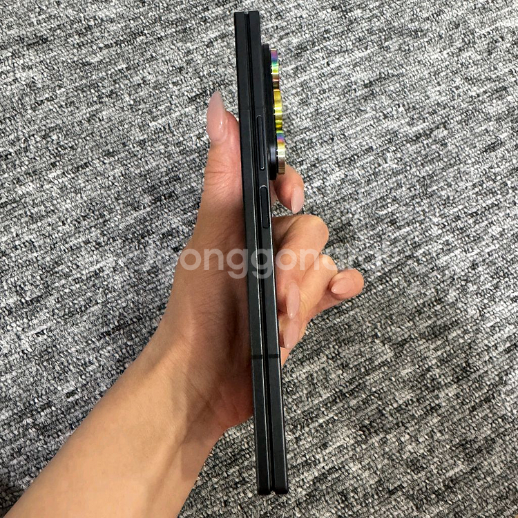 상태SS급 갤럭시Z플립7 256기가 공기계 중고폰 업무폰 주식폰 게임폰 서브폰 최신폰 삼성공기계--4