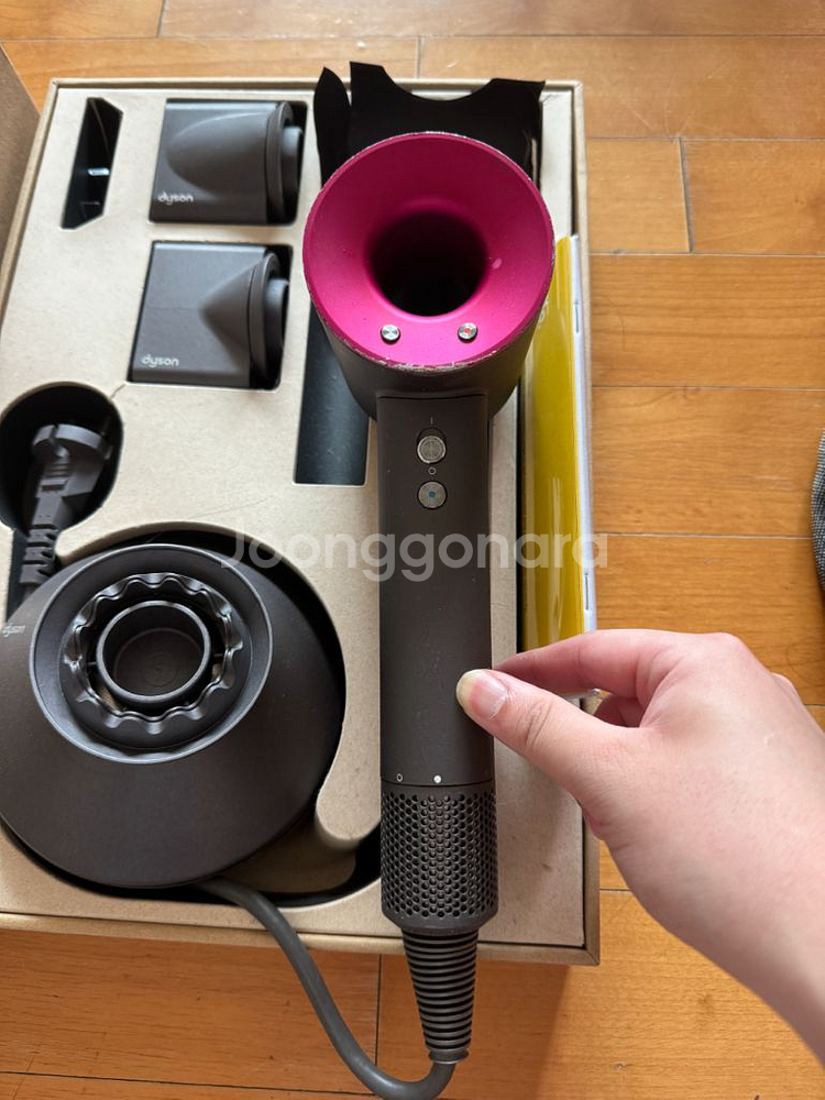 다이슨 슈퍼소닉 수퍼소닉 드라이기 HD03 푸시아/니켈 박풀 + 다이슨 정품 파우치 + 다이슨 정품 케이스--2