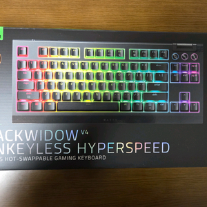 레이저 블랙위도우 V4 TKL 하이퍼스피드 무선 키보드