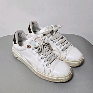 루이비통 타임아웃 화이트 스니커즈 37사이즈(235)