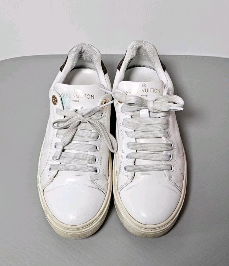 루이비통 타임아웃 화이트 스니커즈 37사이즈(235)--1