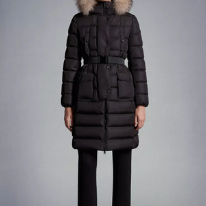 새상품 몽클레어 클로에 23fw 1사이즈 폭스퍼 블랙