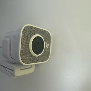 로지텍 웹캠 스트리밍용 1080p 화이트