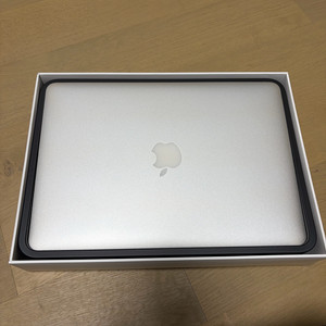 APPLE MacBook Air 13인치 (A1466)