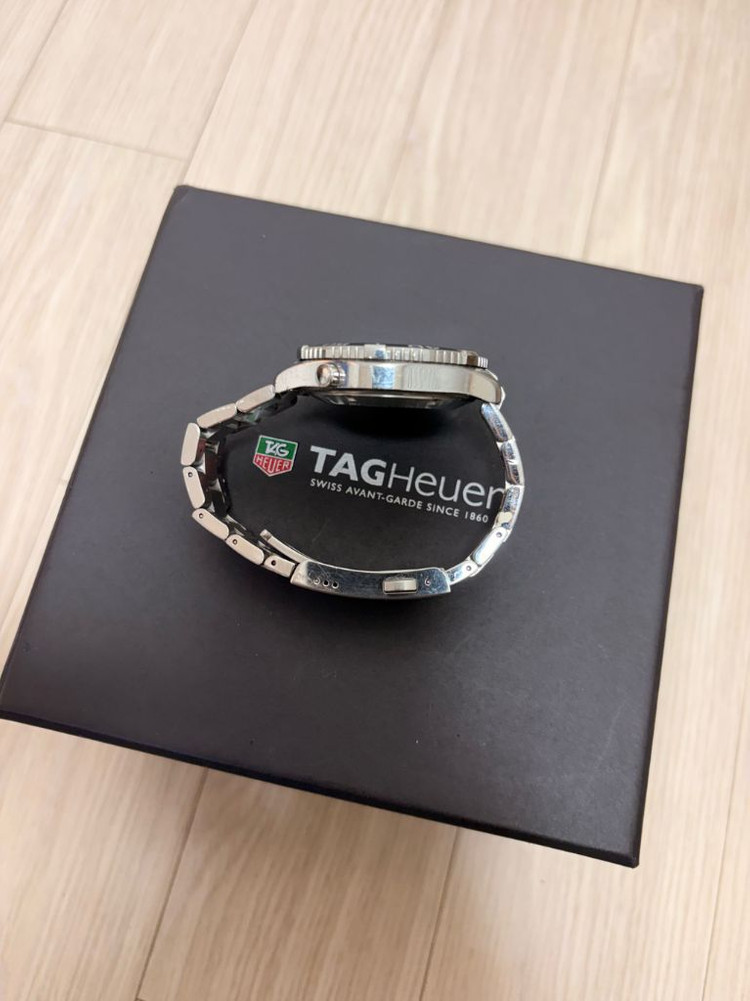 태그호이어 아쿠아레이서 오토매틱 500m 120만원--1