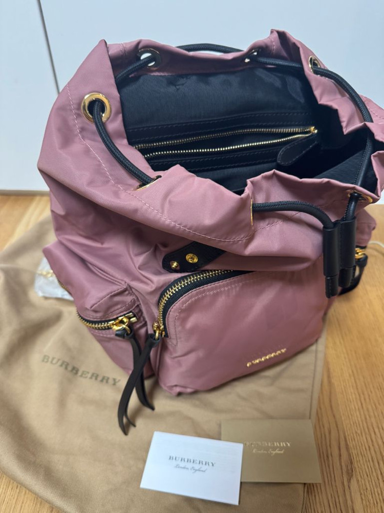 버버리 스몰 핑크 백팩 (새상품)--3