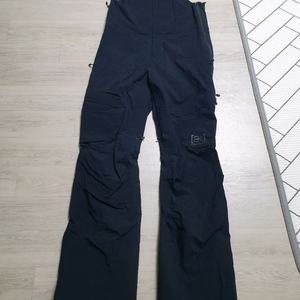 burton ak kimmy gore-tex 2l bib pants(블랙)