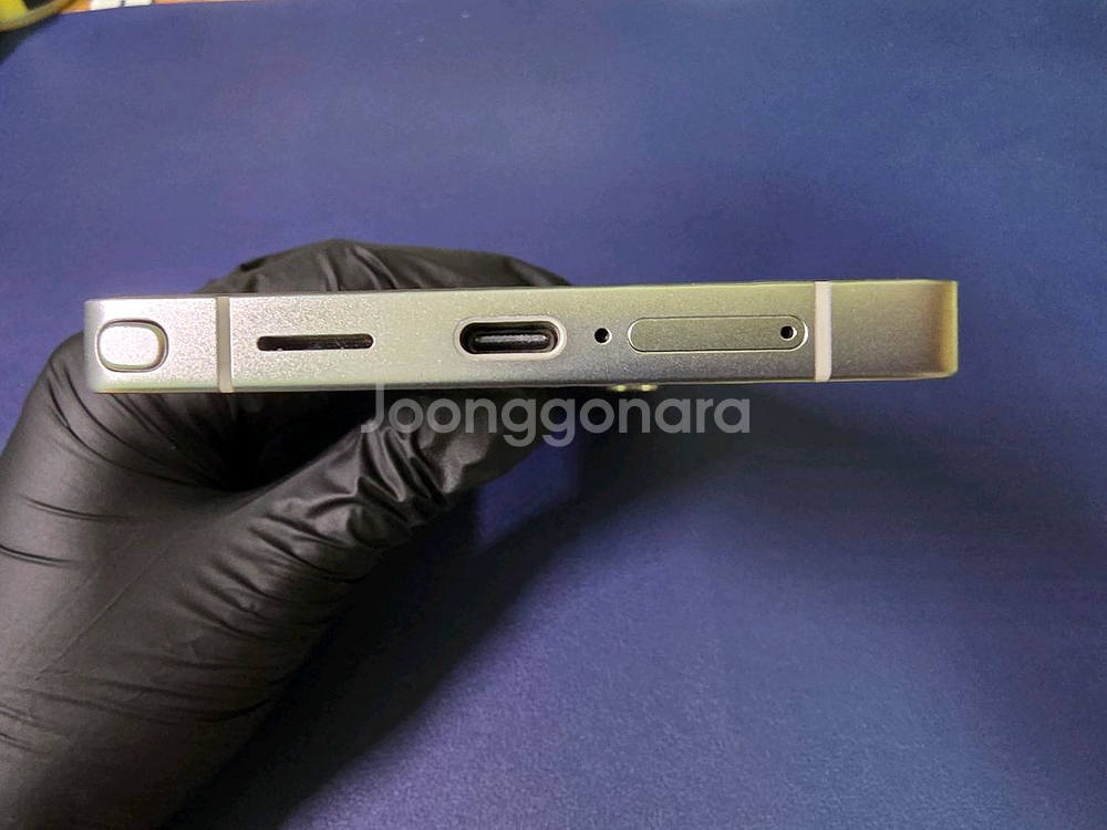 갤럭시 S25 울트라 512기가 화이트 풀박스 판매합니다--5