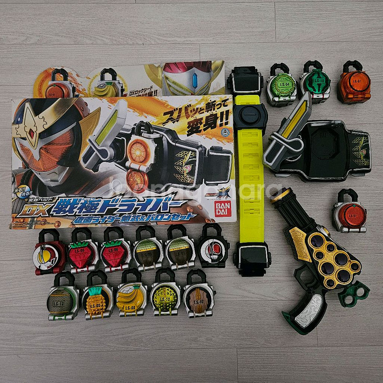 가면라이더 가이무 DX 센고쿠 드라이버 외 16종--0