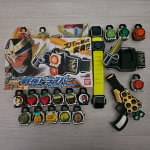 가면라이더 가이무 DX 센고쿠 드라이버 외 16종