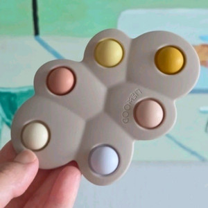 금액내림)) 리우드 푸쉬팝 소근육발달 아기장난감 노키모어(품절로 구매하기힘듬)