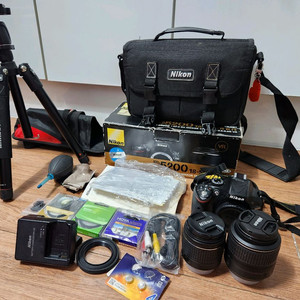 니콘dslr d5200 풀박스 세트+단렌즈+삼각대 S급