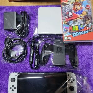 닌텐도 스위치 OLED 화이트 + 마리오 오디세이