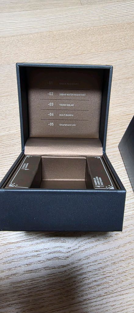 G-SHOCK GMW-B5000TVB-1DR 티타늄 이미지