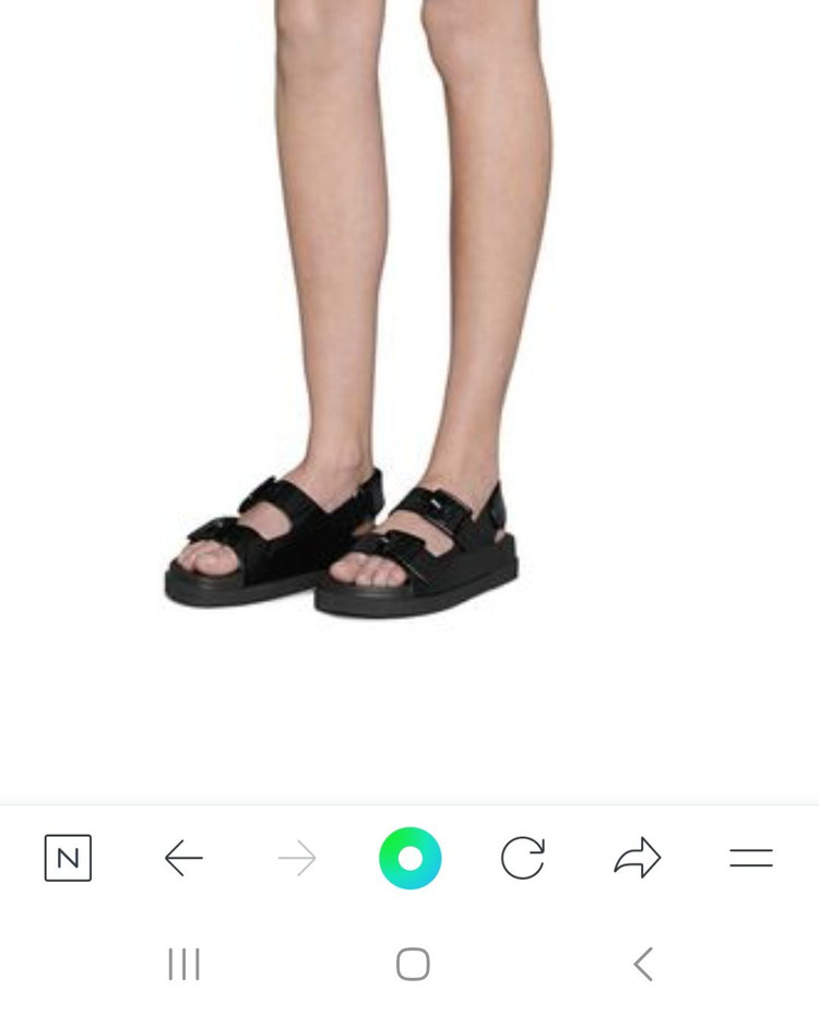 (새상품)구찌 여성 미니 더블 G 샌들 블랙 36(230)--0