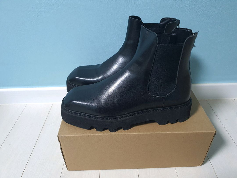 블랙 스퀘어토 첼시 부츠 270 사이즈 이미지