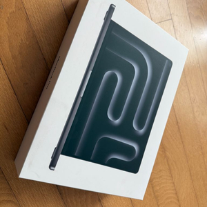 [미사용 새제품] 2025 애플 맥북프로 cto 최고사양 ram 48gb/ ssd 1tb