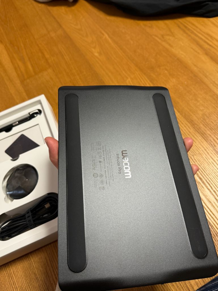 와콤 인튜어스 프로 PTH-460 팝니다(미개봉급+추가구성품)--6