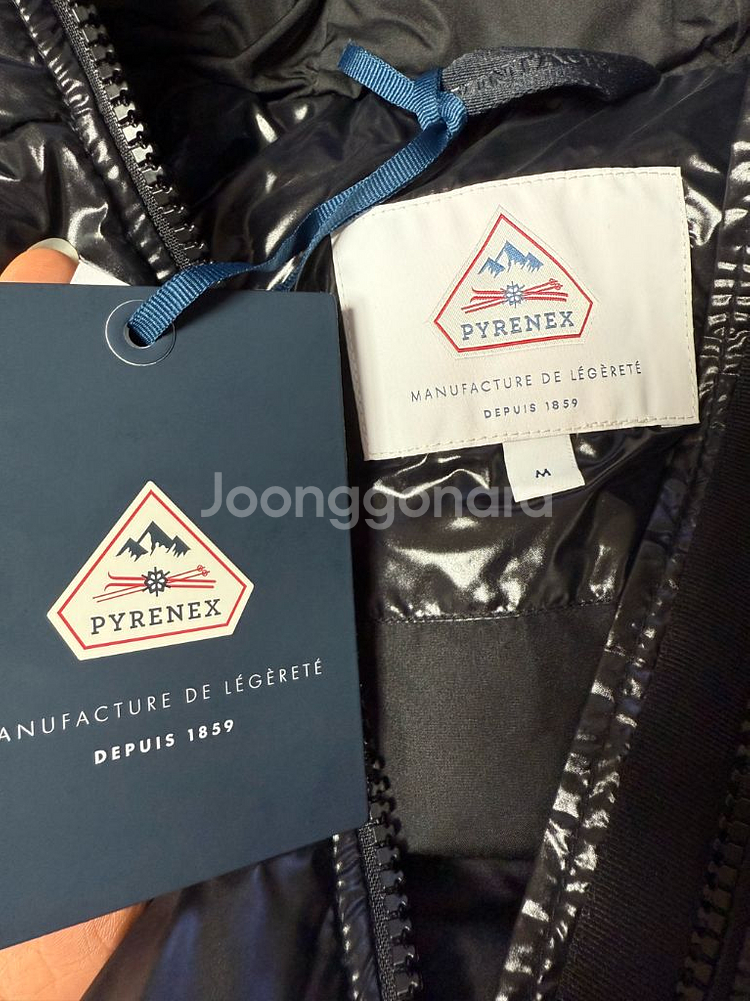 스탠 후드 패딩 점퍼--1