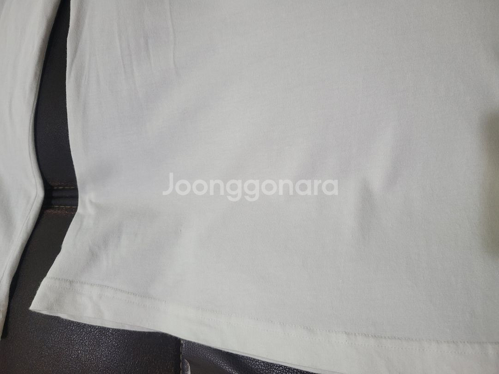 지이크(SIEG) M 흰색 브이넥 긴팔티셔츠 (주)신원(지오지아 엠비오 티아이포맨 커스텀멜로우)--7