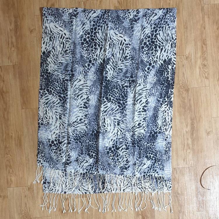 미사용 레노마(Renoma) 애니멀 패턴 숄 스카프 머플러 여성 목도리--1