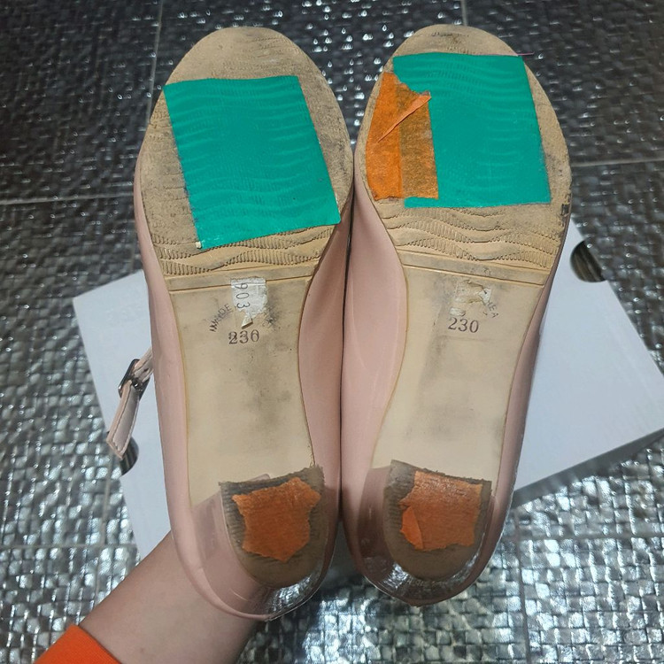 여성 핑크 베이지 스트랩 구두 230 메리제인 펌프스 유광 에나멜 미들힐 이미지