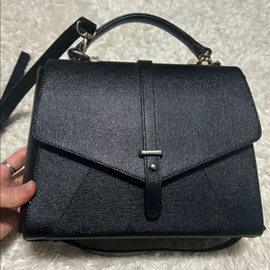 가방 크로스백 숄더백 토트백