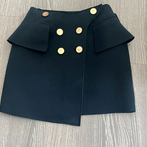 럭키슈에뜨 스커트