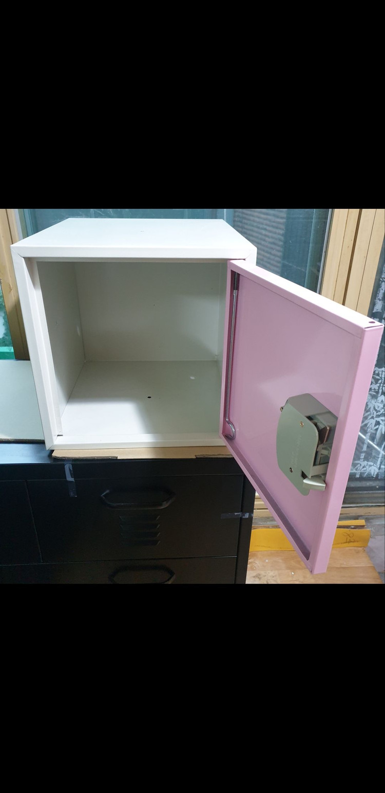 컬러 철제 사물함(여러 개 가능/자물쇠 사용시 잠금 가능) 이미지