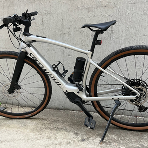 2025년 4월 구입 2617.km주행. 스페셜라이즈드 터보 바도 SL EQ 5.0 전기자전거