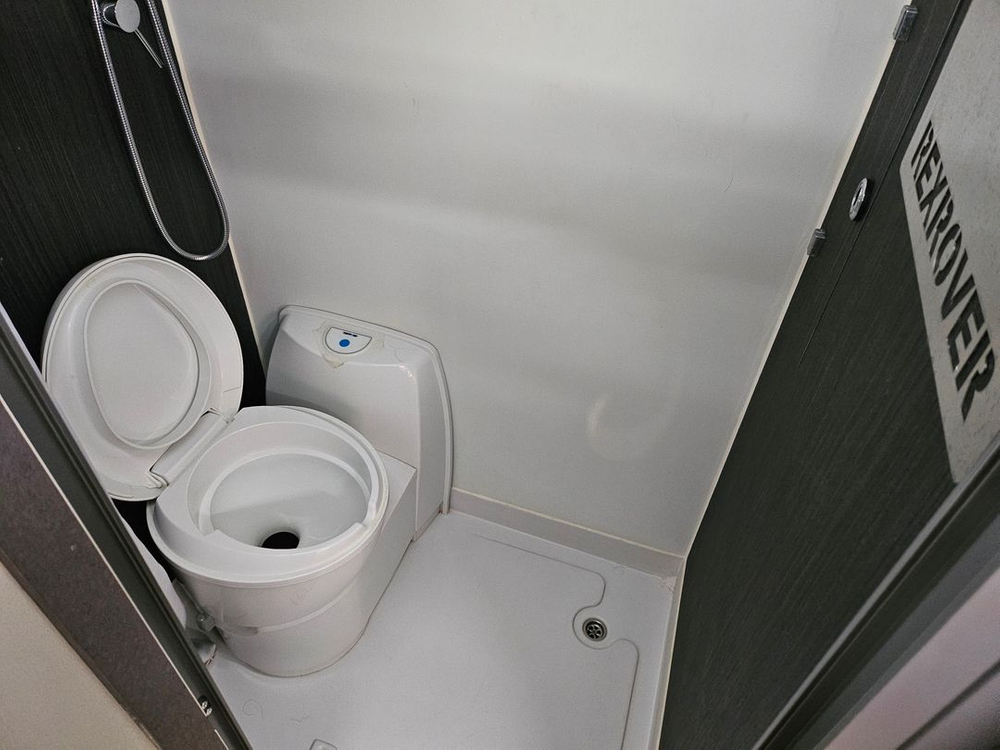 <급매> 렉스로버 캠핑카 이미지