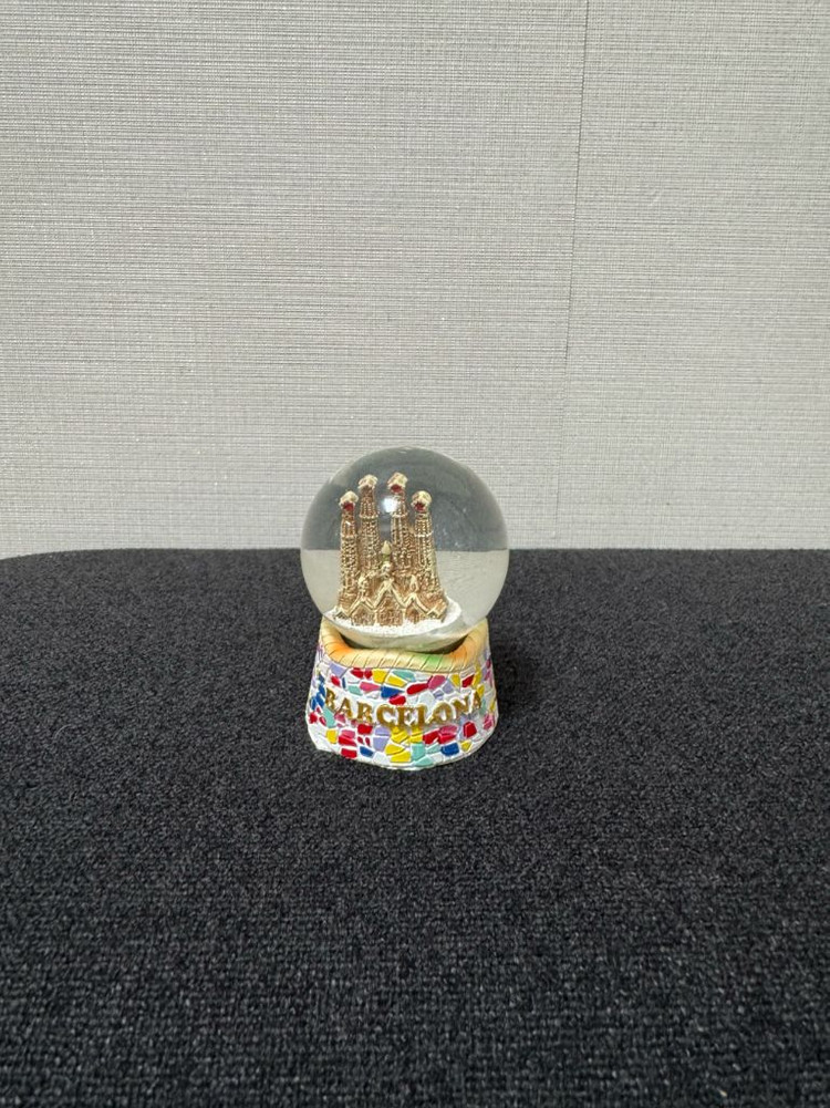 바르셀로나 사그라다 파밀리아 스노우볼 이미지