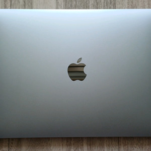 맥북에어 2018 13인치 8/128